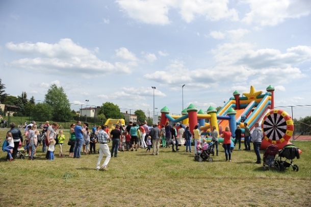Kolorowo, radośnie i sportowo dla naszych milusińskich