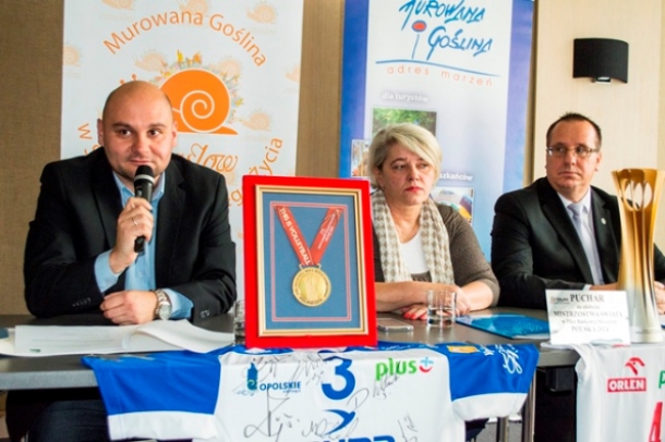 Memoriał rośnie w siłę
